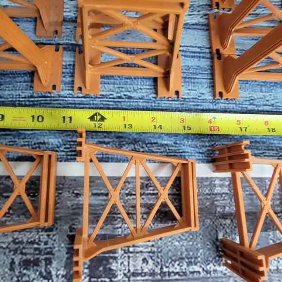 H.o scale maybe O bridge trusses 40 plus pcs incline and decline lt brown - Picture 5 of 13